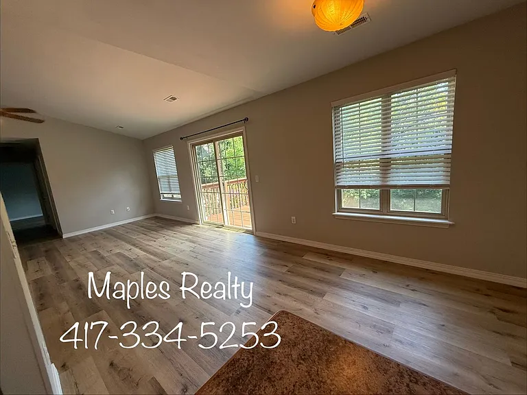 141 Scotch Pine Ct — Photo 20