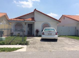 2466 W 73rd Pl, Hialeah, FL 33016