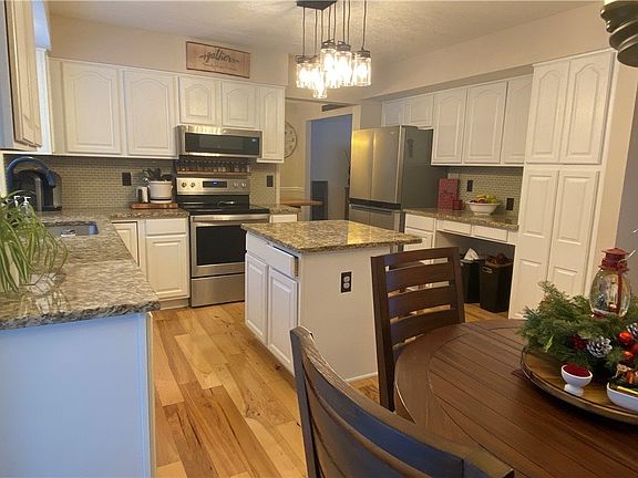 5th image of 5650 Westridge Ct