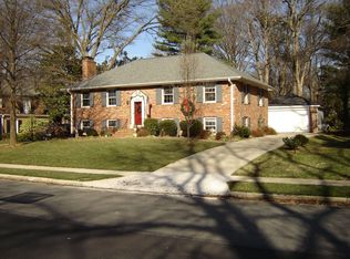 8622 Buckboard Dr, Alexandria, VA 22308