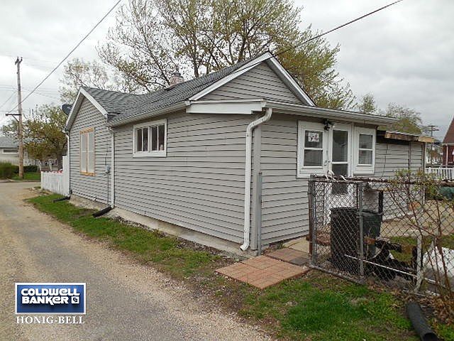 2nd image of 915 W Washington St