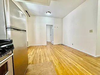 Rented by HOLTON REAL ESTATE INC.