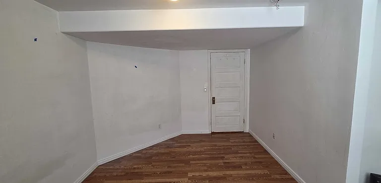 322 E 6th Ave — Photo 19