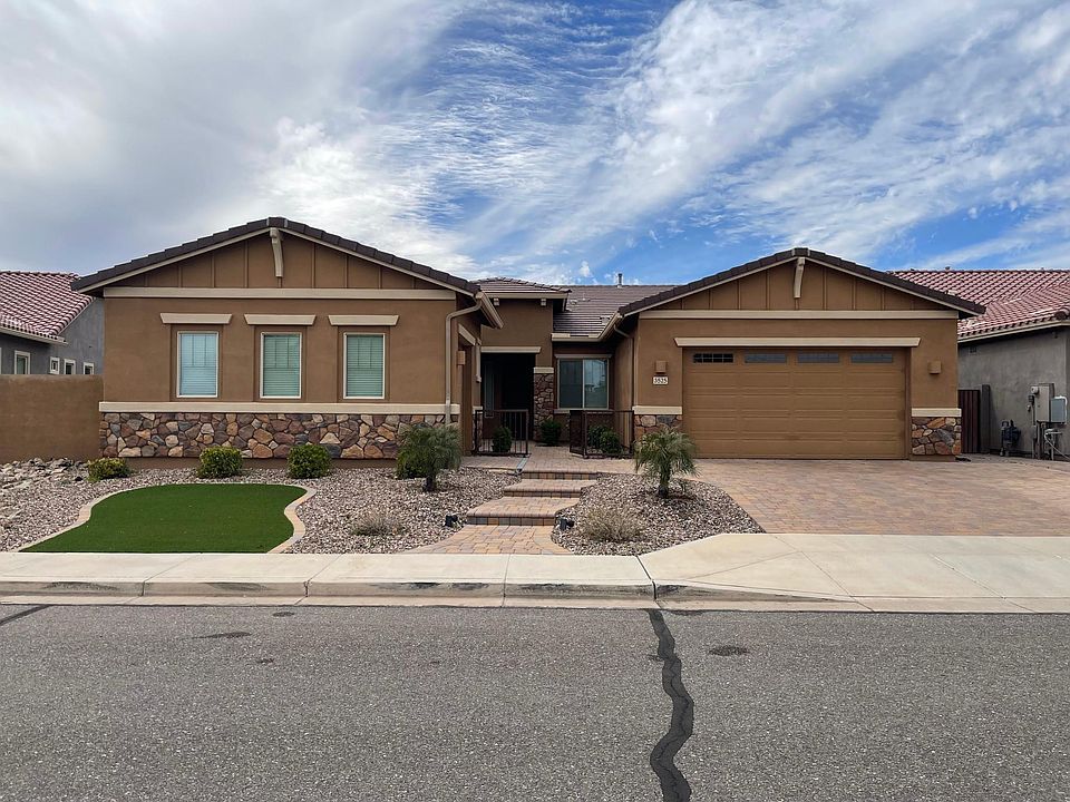 1st image of 3525 E Lantana Dr