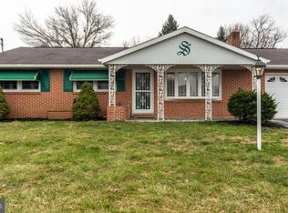 2230 Sycamore Rd, York, PA 17408