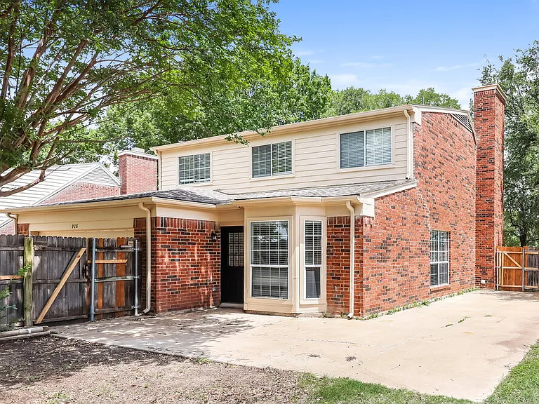 928 Eagle Dr — Photo 17