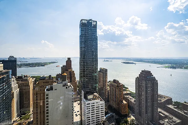 Rented by Compass | media 18