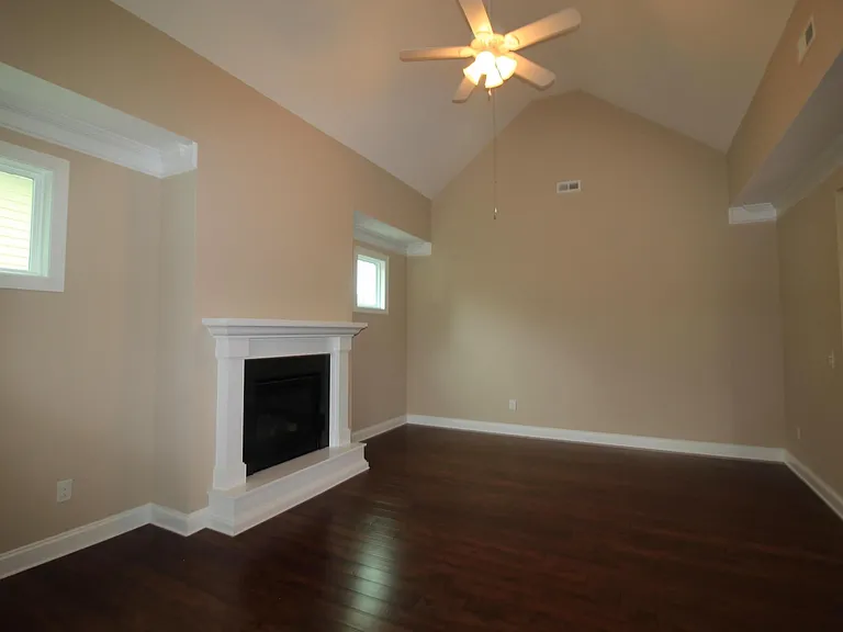1605 Hemby Ridge Ln — Photo 4