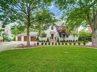 2283 Tremont Rd, Columbus, OH 43221