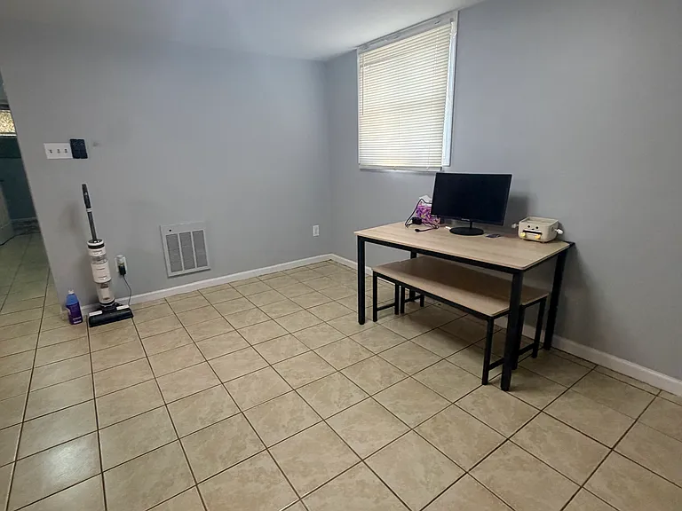 8290 White Pine Dr — Photo 4