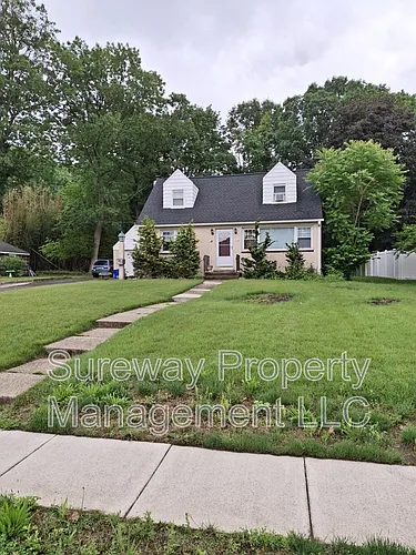 2008 Maple Ave #B Photo 1