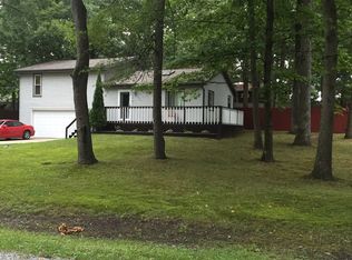 9360 N Oak Shore Dr, Rome City, IN 46784