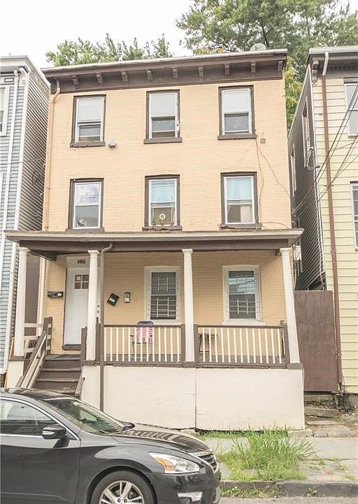 1st image of 155 Chambers St APT 1