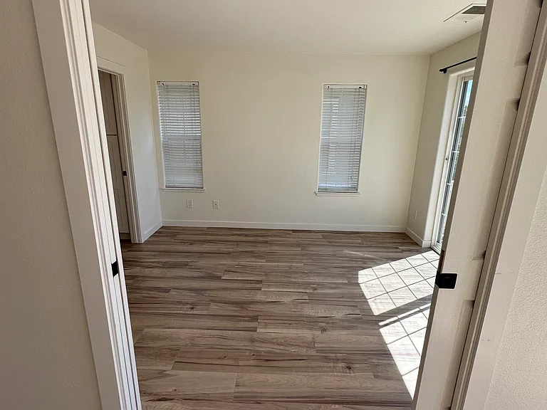 Arthur Ashe Cir — Photo 6