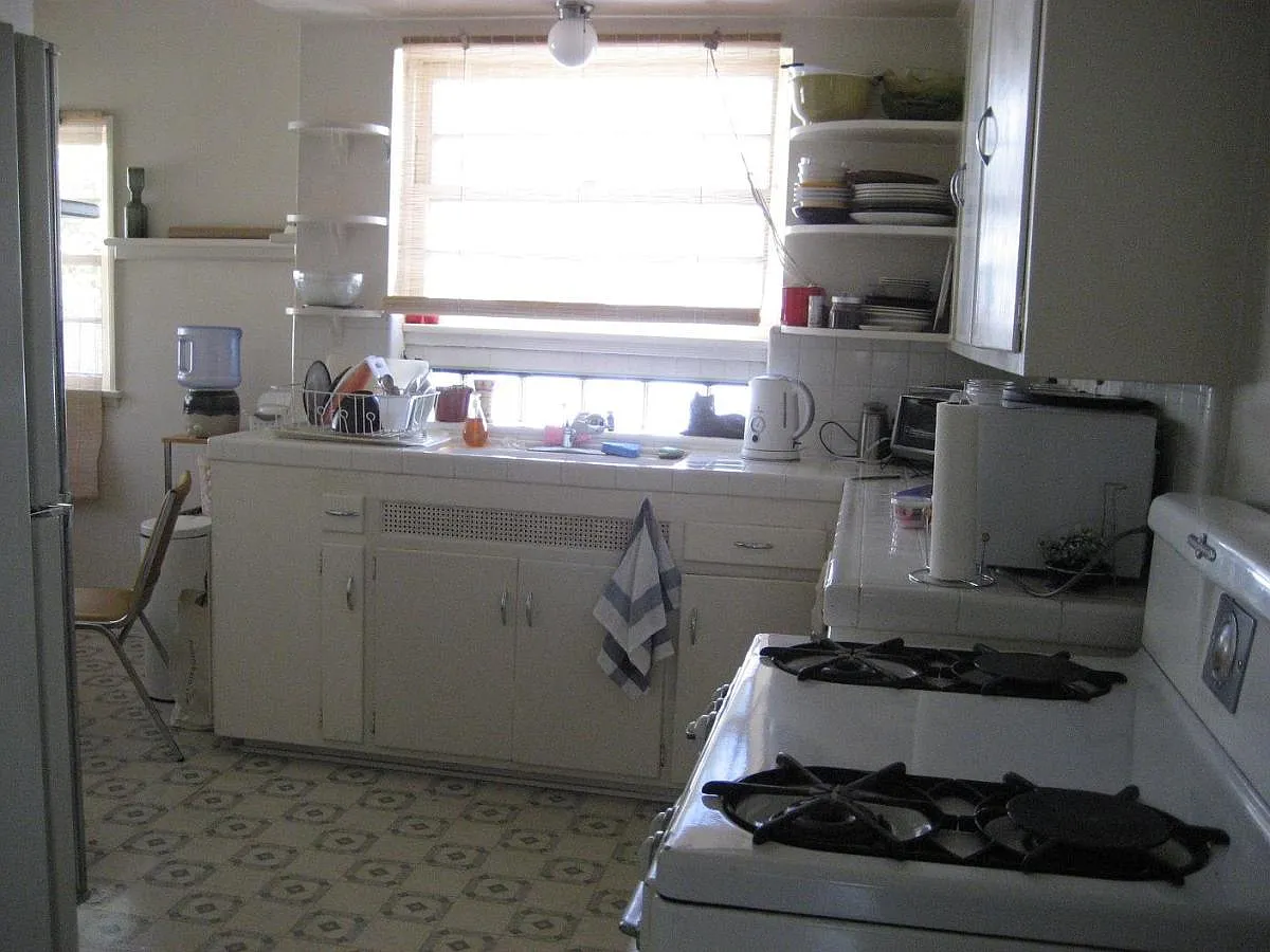 3 bed, 1400 sqft, $4,995 — Photo 4