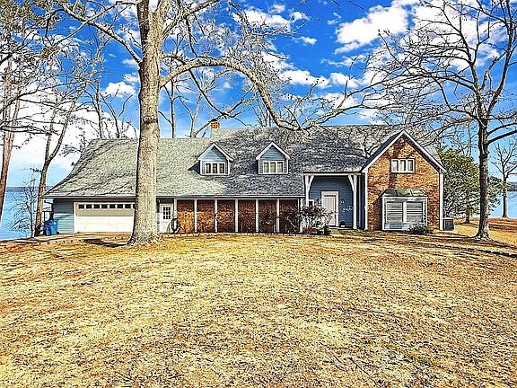 2nd image of 547 Coleman Rd