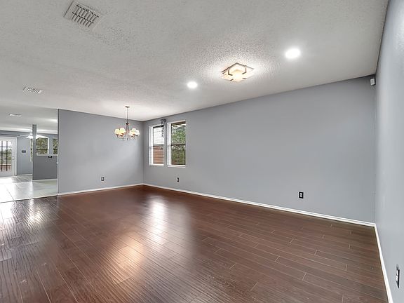 5th image of 605 Odenville Dr
