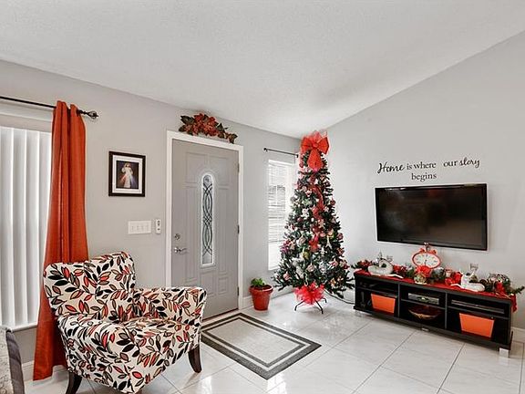 3rd image of 2246 Santa Lucia St