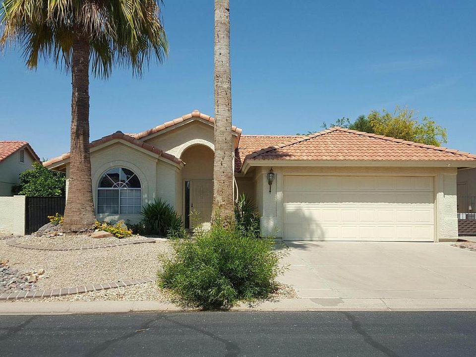 1st image of 26614 S Eastlake Dr