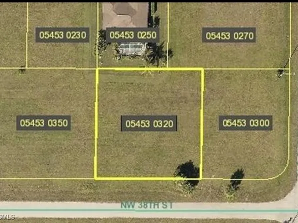 4007 NW 38th St, Cape Coral, FL 33993
