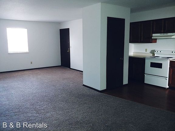 5th image of 606 Boxwood Dr APT B