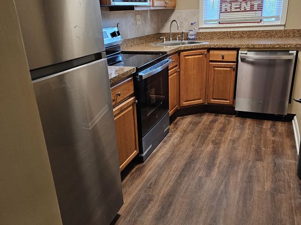 2060 Kings Gate Cir APT C