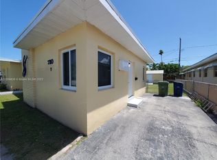 720 NE 5th St #1-2, Hallandale, FL 33009