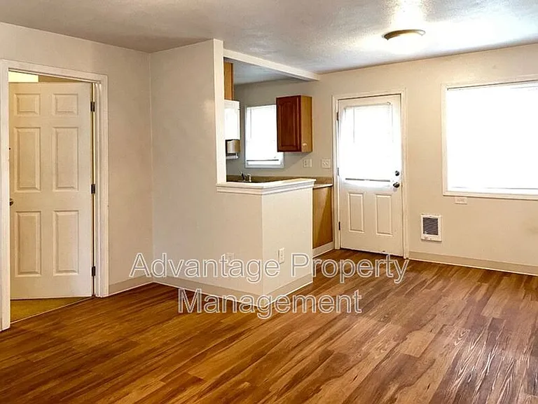 301 N Main St — Photo 3