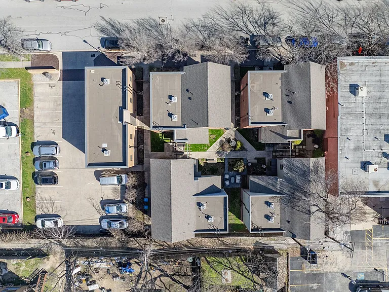 College Ave Apartments — Photo 55