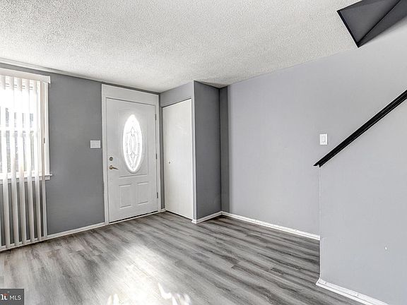 2nd image of 2707 Marbourne Ave