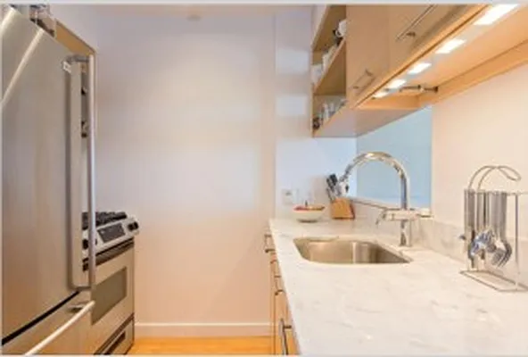 Rented by Avenue Real Estate | media 20