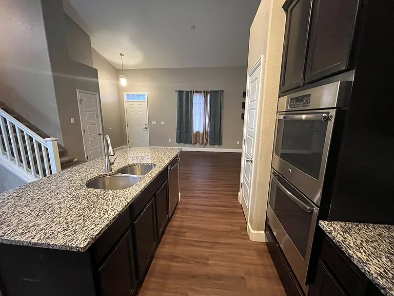25556 E 4th Pl — Photo 3