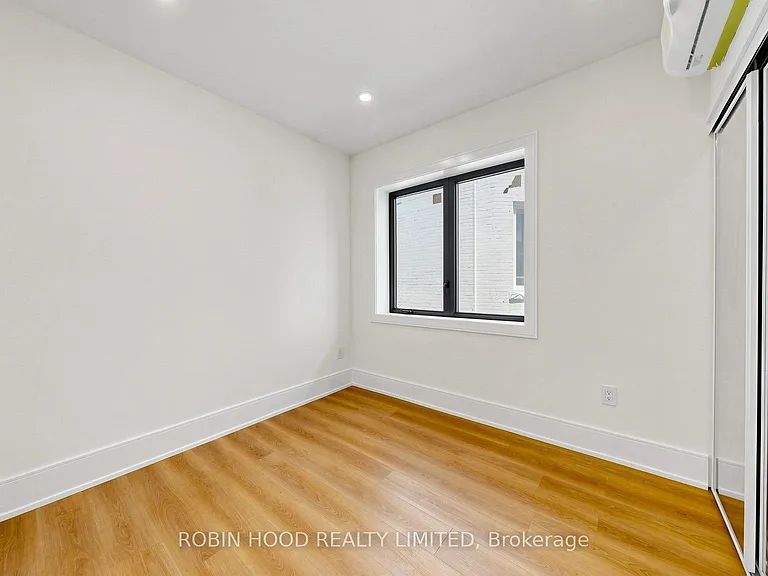 24 Callender St #1 — Photo 12
