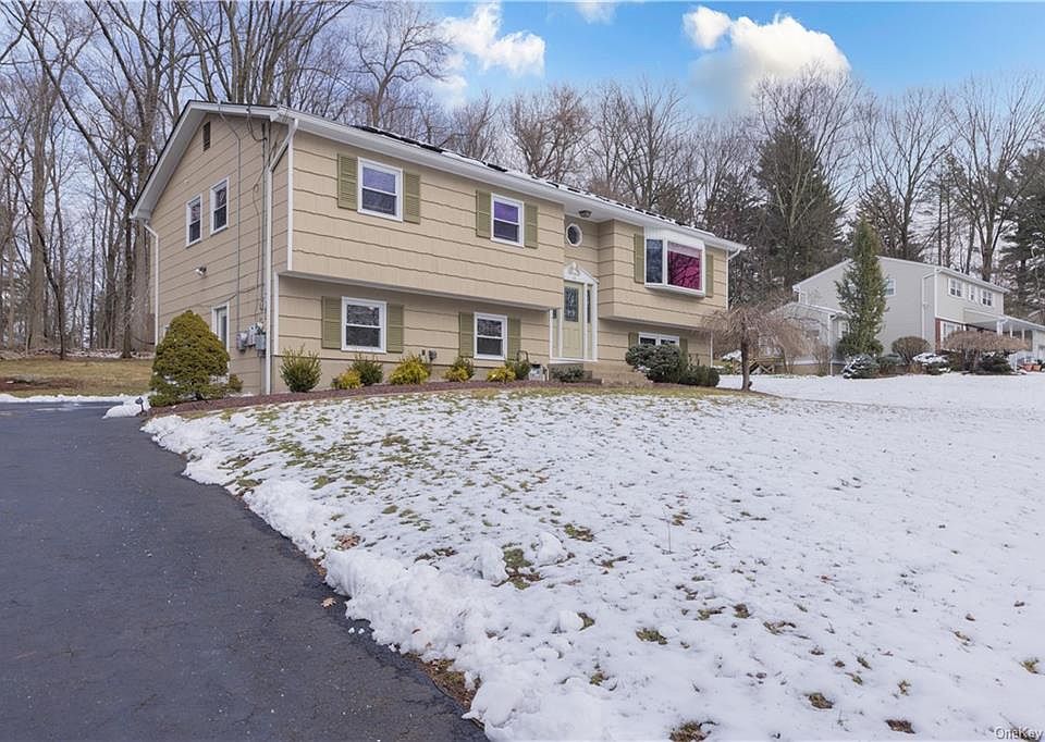 8 Augur Road, Airmont, NY 10901 Zillow