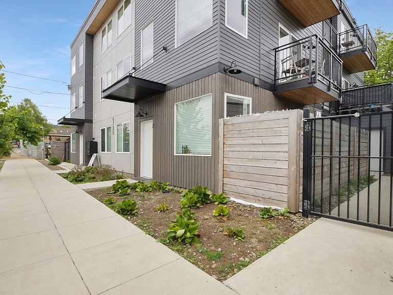 4730 SE Belmont St — Photo 19