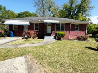 6718 Delta Dr, Riverdale, GA 30274