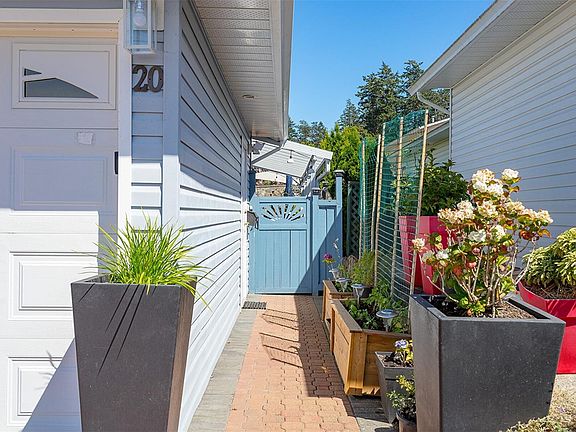 4th image of 20 Eagle Ln