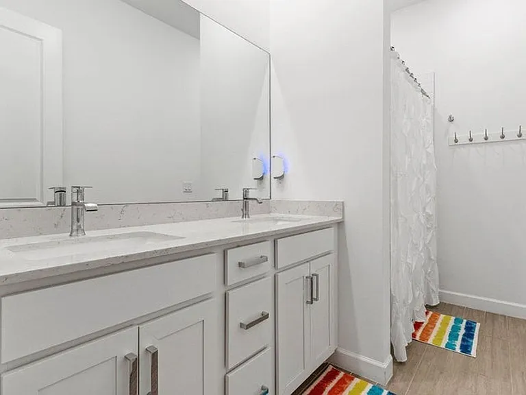 962 Castaway Ct — Photo 15