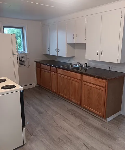 Legion Ave — Photo 1