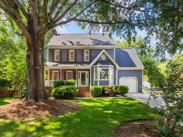 18 Boxwood Dr, Durham, NC 27713