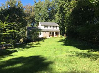 12 Butternut Ln, West Grove, PA 19390