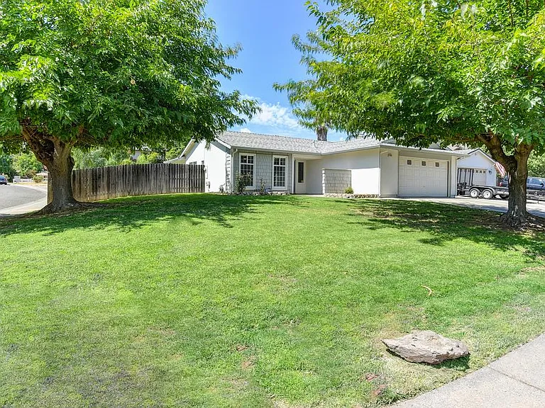 7101 Stanford Oak Dr — Photo 34