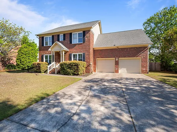 3520 Birkdale Ct, Fayetteville, NC 28303