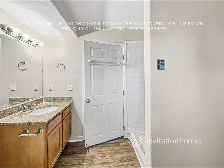 10885 Grange Creek Dr — Photo 19