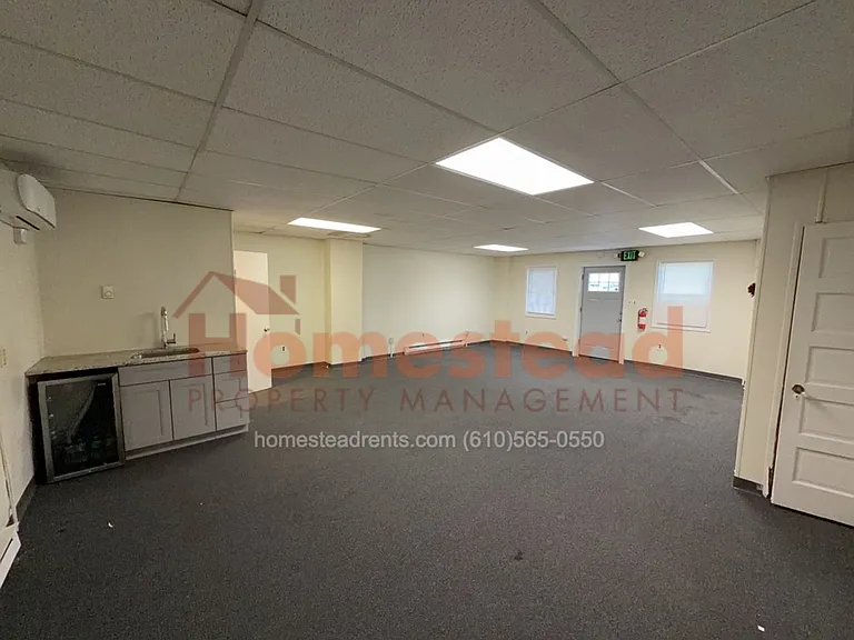 532 Dekalb St — Photo 7