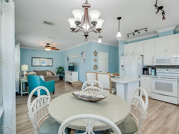 3rd image of 313 Laureno Pl