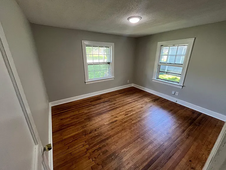 Bedroom #1