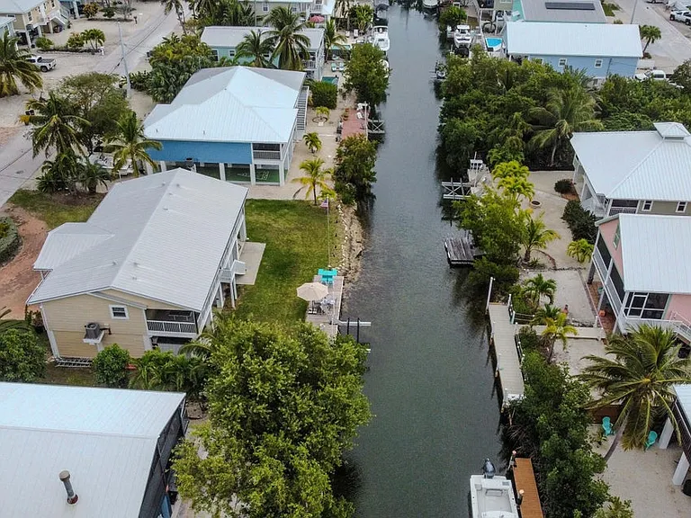 27376 Tobago Ln — Photo 11