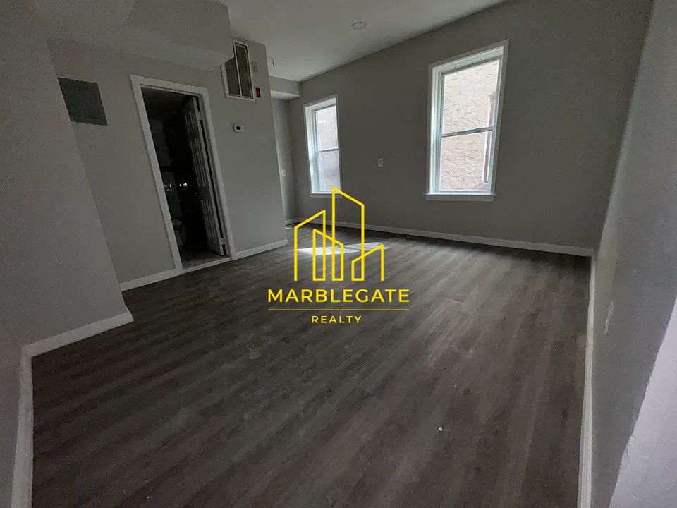 2nd image of 409 N 5th St #11C