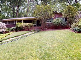 712 Greenhill Rd, Mount Airy, NC 27030